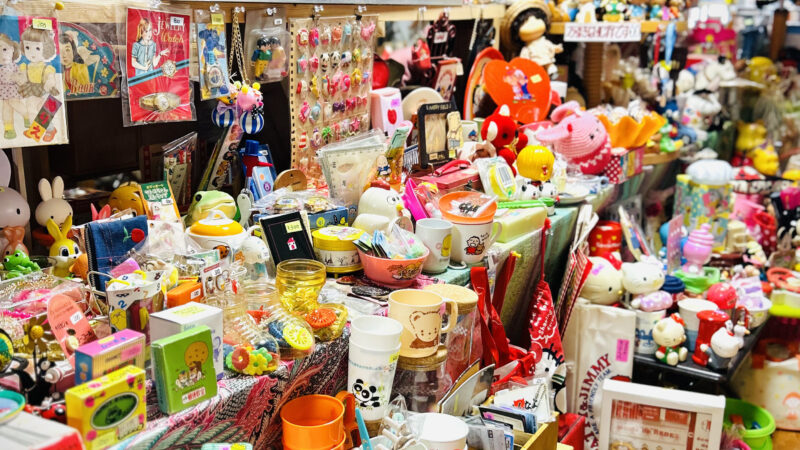 【吉野ヶ里町】Ms FACTORY/昭和レトロな雑貨に囲まれた宝探しのようなお店